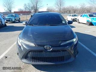 2020 Toyota Corolla LE with VIN JTDEPRAE9LJ042357, listed as a IAAI auction lot 41606254 with 84,604 mi miles. Bid and sale history available at carsss.com. Image 12.