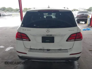 2017 Mercedes-Benz GLE 350 z VIN 4JGDA5HB1HA964089, wystawiony jako IAAI lot #42399546 z przebiegiem 106 557 mil mil oraz . Historia ofert i sprzedaży dostępna na DreamBid. Obrazek 17.