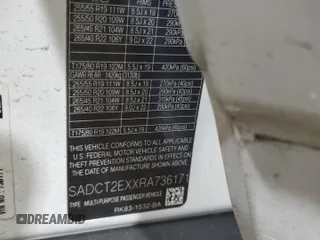 2024 Jaguar F-Pace R-Dynamic S с VIN SADCT2EXXRA736171, выставлен на аукционе Copart как лот 88077055 с пробегом 8 640 миль миль и Списание • Salvage title. История ставок и продаж доступна на DreamBid. Изображение 14.