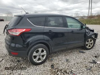 2015 Ford Escape SE with VIN 1FMCU0GX5FUC69225, listed as a Copart auction lot 52956055 with 162,936 mi miles and Clean Title. Bid and sale history available at carsss.com. Image 3.