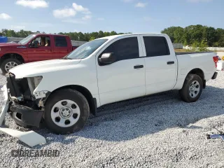 2018 Nissan Titan SV with VIN 1N6AA1EK7JN545339, listed as a Copart auction lot 63322154 with 113,163 mi miles and Salvage Title. Bid and sale history available at carsss.com. Image 1.