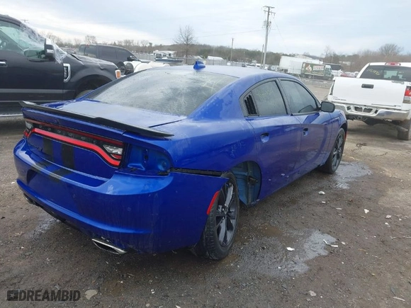 2022 Dodge Charger SXT with VIN 2C3CDXJG6NH143483, listed as a IAAI auction lot 41642211 with 111,484 mi miles. Bid and sale history available at carsss.com. Image 4.