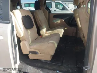 2015 Dodge Grand Caravan SXT Plus with VIN 2C4RDGCG5FR535627, listed as a IAAI auction lot 41494083 with 305,308 mi miles. Bid and sale history available at carsss.com. Image 8.