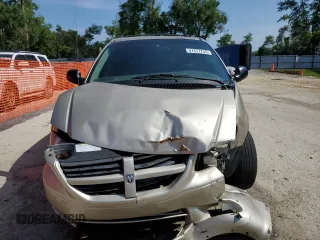 2005 Dodge Caravan SE z VIN 1D4GP24R85B230558, wystawiony jako Copart lot #57477755 z przebiegiem 210 287 mil mil oraz Szkody całkowita. Historia ofert i sprzedaży dostępna na DreamBid. Obrazek 5.