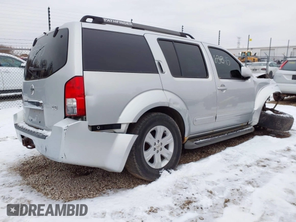 2006 Nissan Pathfinder SE with VIN 5N1AR18W66C629418, listed as a IAAI auction lot 40998220 with 225,891 mi miles and . Bid and sale history available at DreamBid. Image 2.