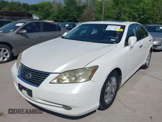 2007 Lexus ES 350 with VIN JTHBJ46G572015981, listed as a IAAI auction lot 42052814 with 273,073 mi miles. Bid and sale history available at carsss.com. Image 2.