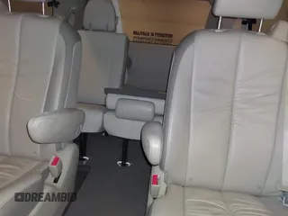 2011 Toyota Sienna XLE with VIN 5TDDK3DC0BS005250, listed as a IAAI auction lot 41526861 with 145,466 mi miles. Bid and sale history available at carsss.com. Image 8.