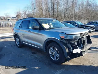2020 Ford Explorer XLT with VIN 1FMSK7DH7LGA00628, listed as a IAAI auction lot 41488085 with 82,906 mi miles. Bid and sale history available at carsss.com. Image 1.