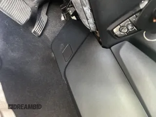 2020 Ford Escape SEL z VIN 1FMCU9H69LUA59992, wystawiony jako IAAI lot #42797223 z przebiegiem 87 913 mil mil oraz . Historia ofert i sprzedaży dostępna na DreamBid. Obrazek 8.