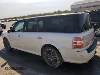 2013 Ford Flex Limited z VIN 2FMHK6DT6DBD28575, wystawiony jako Copart lot #70243394 z przebiegiem 144 254 mil mil oraz Czysty tytuł • Clean title. Historia ofert i sprzedaży dostępna na DreamBid. Obrazek 2.