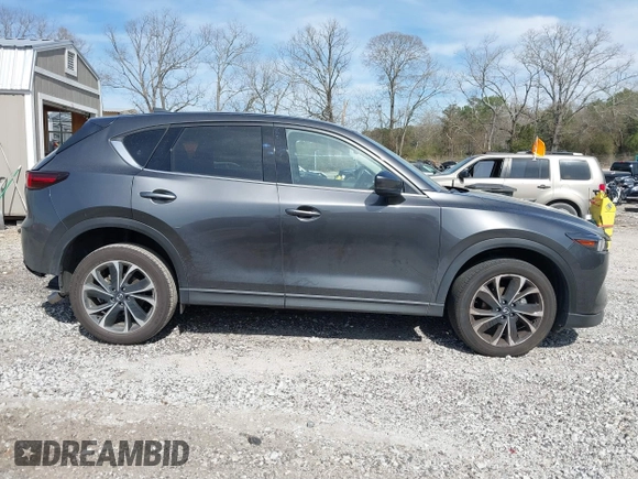 2022 Mazda CX-5 2.5 S Premium Plus Package with VIN JM3KFBEM3N1572722, listed as a IAAI auction lot 41833372 with 17,740 mi miles. Bid and sale history available at carsss.com. Image 13.