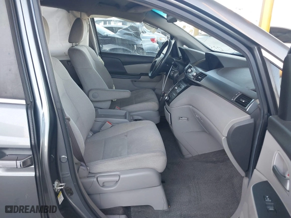 2012 Honda Odyssey EX with VIN 5FNRL5H41CB067103, listed as a IAAI auction lot 41630967 with 117,996 mi miles. Bid and sale history available at carsss.com. Image 5.