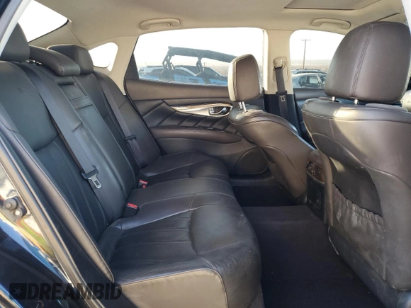 2015 Infiniti Q70 z VIN JN1BY1PR6FM830997, wystawiony jako Copart lot #41895875 z przebiegiem 203 061 mil mil oraz Szkoda całkowita • Salvage title. Historia ofert i sprzedaży dostępna na DreamBid. Obrazek 10.
