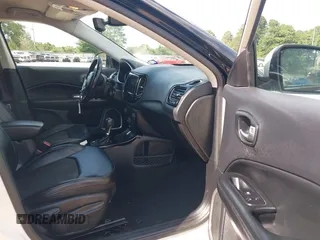 2020 Jeep Compass Altitude с VIN 3C4NJCBB4LT170274, выставлен на аукционе IAAI как лот 42660897 с пробегом 118 515 миль миль и . История ставок и продаж доступна на DreamBid. Изображение 5.