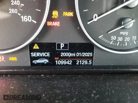 2015 BMW X4 xDrive28i with VIN 5UXXW3C59F0F89565, listed as a Copart auction lot 50074344 with 109,942 mi miles. Bid and sale history available at carsss.com. Image 9.
