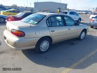 2001 Chevrolet Malibu with VIN 1G1ND52J11M639813, listed as a IAAI auction lot 41959959 with 202,388 mi miles. Bid and sale history available at carsss.com. Image 4.