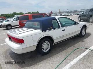 1995 Mercury Cougar z VIN 1MELM62W6SH623812, wystawiony jako IAAI lot #42306630 z przebiegiem 51 391 mil mil oraz . Historia ofert i sprzedaży dostępna na DreamBid. Obrazek 4.