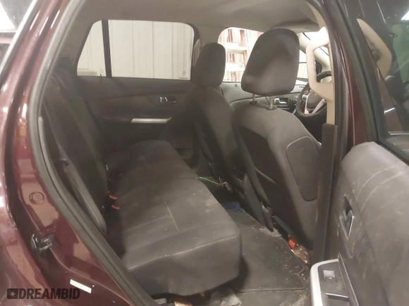 2011 Ford Edge SE with VIN 2FMDK3GC8BBA15727, listed as a IAAI auction lot 41687497 with 121,415 mi miles. Bid and sale history available at carsss.com. Image 8.