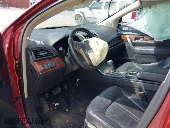 2015 Lincoln MKX with VIN 2LMDJ8JK3FBL24337, listed as a IAAI auction lot 41913926 with 142,619 mi miles. Bid and sale history available at carsss.com. Image 5.
