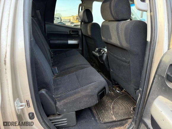 2007 Toyota Tundra SR5 with VIN 5TBBT54197S456661, listed as a Copart auction lot 54452035 with 250,411 mi miles and Clean Title. Bid and sale history available at carsss.com. Image 6.