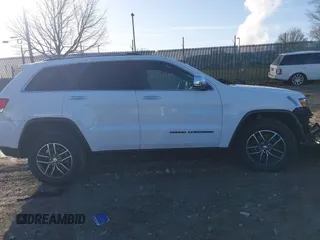 2017 Jeep Grand Cherokee Limited with VIN 1C4RJFBT5HC769196, listed as a IAAI auction lot 41829930 with 88,162 mi miles. Bid and sale history available at carsss.com. Image 13.