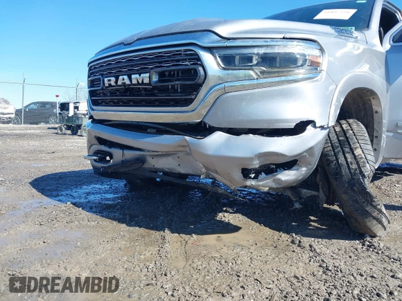2019 Ram 1500 Limited z VIN 1C6SRFHT3KN755009, wystawiony jako IAAI lot #41807556 z przebiegiem 38 686 mil mil oraz . Historia ofert i sprzedaży dostępna na DreamBid. Obrazek 6.
