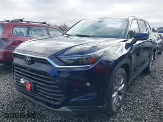2024 Toyota Grand Highlander Hybrid XLE with VIN 5TDACAB54RS027061, listed as a IAAI auction lot 41525857 with NaN miles. Bid and sale history available at carsss.com. Image 19.