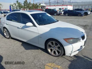 2008 BMW 3 Series 335i with VIN WBAVB73508VH25502, listed as a IAAI auction lot 41851909 with 184,673 mi miles and . Bid and sale history available at DreamBid. Image 1.