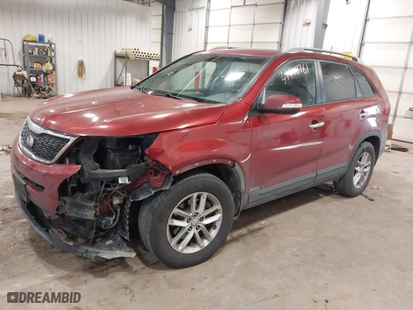 2015 Kia Sorento LX with VIN 5XYKTDA76FG580084, listed as a IAAI auction lot 41408761 with 184,650 mi miles. Bid and sale history available at carsss.com. Image 17.