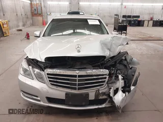 2011 Mercedes-Benz E 550 Luxury с VIN WDDHF7CBXBA346597, выставлен на аукционе IAAI как лот 42060007 с пробегом 120 123 миль миль и . История ставок и продаж доступна на DreamBid. Изображение 12.