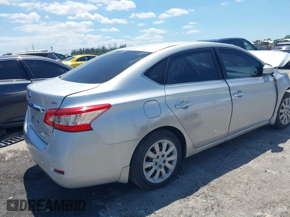2014 Nissan Sentra SR with VIN 3N1AB7AP0EY302455, listed as a IAAI auction lot 42040948 with 69,558 mi miles and . Bid and sale history available at DreamBid. Image 4.