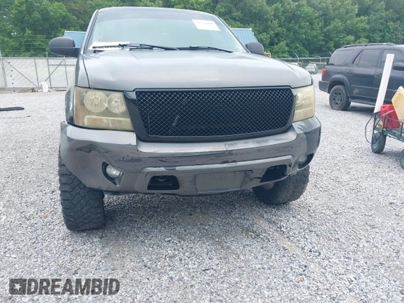 2007 Chevrolet Tahoe LT with VIN 1GNFK13017J290475, listed as a IAAI auction lot 42352808 with 148,086 mi miles and . Bid and sale history available at DreamBid. Image 6.