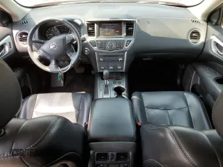 2018 Nissan Pathfinder S with VIN 5N1DR2MN7JC614550, listed as a Copart auction lot 60721215 with 135,189 mi miles and Salvage title. Bid and sale history available at DreamBid. Image 8.