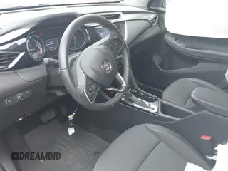 2022 Buick Encore GX Select с VIN KL4MMESL1NB141773, выставлен на аукционе IAAI как лот 42381986 с пробегом 22 982 миль миль и . История ставок и продаж доступна на DreamBid. Изображение 5.