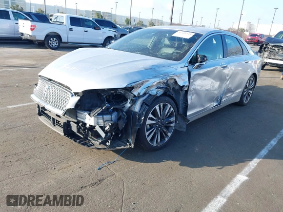 2019 Lincoln MKZ Hybrid Reserve II with VIN 3LN6L5MU6KR611449, listed as a IAAI auction lot 41465414 with Not provided miles and . Bid and sale history available at DreamBid. Image 18.
