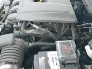 2019 Hyundai Elantra SEL z VIN 5NPD84LF8KH428180, wystawiony jako IAAI lot #43052707 z przebiegiem 103 157 mil mil oraz . Historia ofert i sprzedaży dostępna na DreamBid. Obrazek 19.