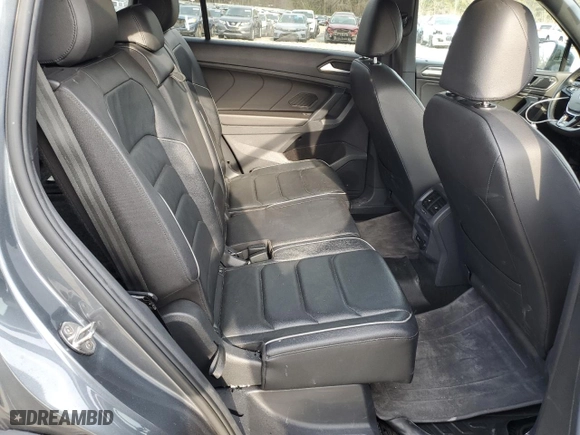 2020 Volkswagen Tiguan SEL Premium R-Line with VIN 3VV4B7AX5LM173290, listed as a Copart auction lot 47166245 with 49,138 mi miles and Salvage Title. Bid and sale history available at carsss.com. Image 10.