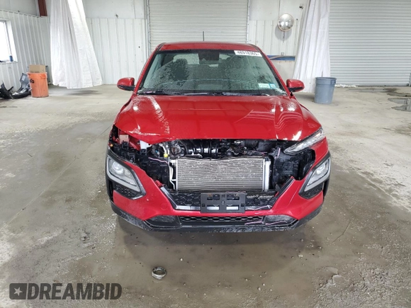 2020 Hyundai Kona SE with VIN KM8K1CAA2LU527142, listed as a Copart auction lot 48918365 with 77,211 mi miles and Salvage Title. Bid and sale history available at carsss.com. Image 5.
