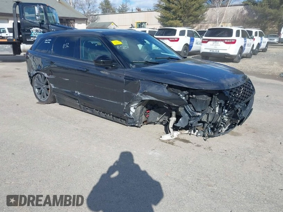 2018 Land Rover Range Rover Velar R-Dynamic HSE with VIN SALYM2RV8JA703707, listed as a IAAI auction lot 41755975 with 40,215 mi miles and . Bid and sale history available at DreamBid. Image 1.