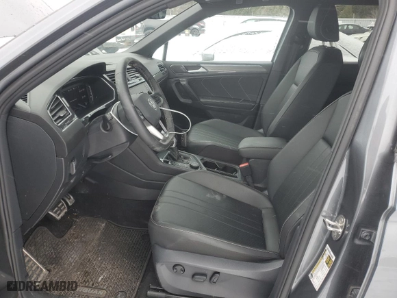 2023 Volkswagen Tiguan SE R-Line Black with VIN 3VV8B7AX8PM096485, listed as a Copart auction lot 42932255 with 24,444 mi miles and Salvage Title. Bid and sale history available at carsss.com. Image 7.