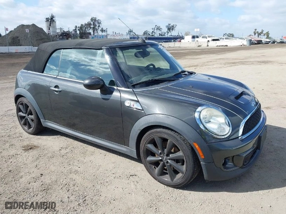 2011 MINI Cooper Convertible s with VIN WMWZP3C56BTX82699, listed as a IAAI auction lot 41723793 with 110,135 mi miles. Bid and sale history available at carsss.com. Image 1.