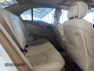 2008 Mercedes-Benz E 350 Luxury z VIN WDBUF56X18B271715, wystawiony jako Copart lot #56714945 z przebiegiem 120 811 mil mil oraz Szkoda całkowita • Salvage title. Historia ofert i sprzedaży dostępna na DreamBid. Obrazek 10.