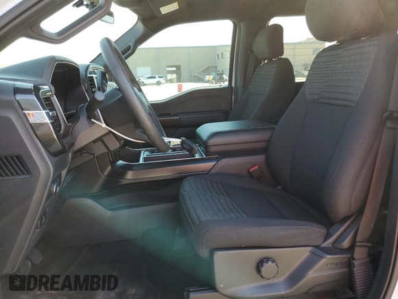 2021 Ford F-150 XL with VIN 1FTEW1CP2MKE92396, listed as a Copart auction lot 50442305 with 44,627 mi miles and Clean title. Bid and sale history available at DreamBid. Image 7.