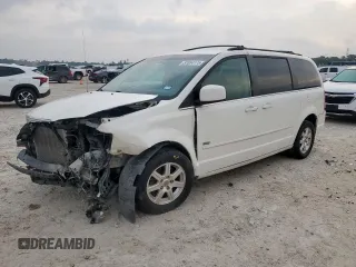 2008 Chrysler Town & Country Touring z VIN 2A8HR54P48R754428, wystawiony jako Copart lot #57054175 z przebiegiem 124 211 mil mil oraz Szkoda całkowita • Salvage title. Historia ofert i sprzedaży dostępna na DreamBid. Obrazek 1.