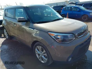 2015 Kia Soul + with VIN KNDJP3A53F7198844, listed as a IAAI auction lot 41903997 with 158,833 mi miles. Bid and sale history available at carsss.com. Image 1.