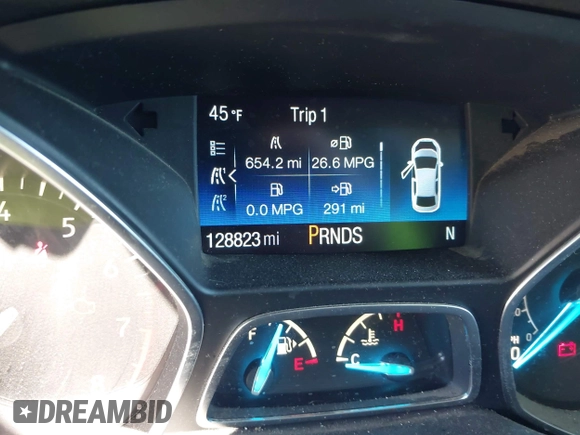 2017 Ford Escape SE with VIN 1FMCU0GDXHUB27848, listed as a IAAI auction lot 42047589 with 128,823 mi miles. Bid and sale history available at carsss.com. Image 7.