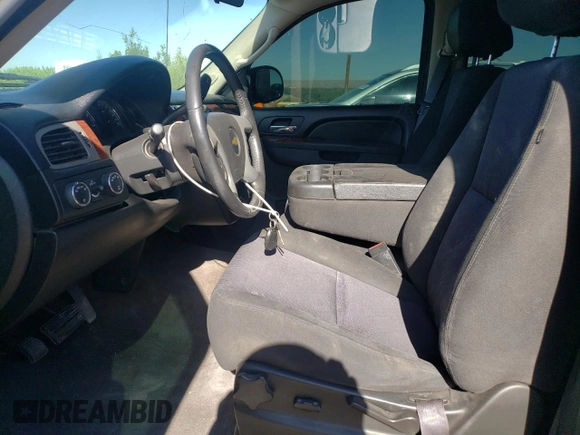 2011 Chevrolet Avalanche LS with VIN 3GNTKEE34BG276324, listed as a Copart auction lot 58053695 with 105,759 mi miles and Salvage title. Bid and sale history available at DreamBid. Image 7.