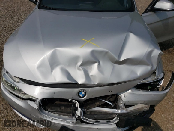 2018 BMW 3 Series 330i xDrive with VIN WBA8D9C54JEM34426, listed as a Copart auction lot 60487205 with 158,224 mi miles and Salvage title. Bid and sale history available at DreamBid. Image 11.