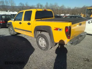2004 Chevrolet Colorado 1SB LS Z85 with VIN 1GCDT136048146372, listed as a IAAI auction lot 41022280 with 162,067 mi miles. Bid and sale history available at carsss.com. Image 3.