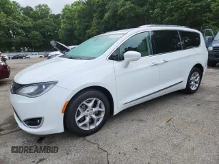 2017 Chrysler Pacifica Touring L Plus с VIN 2C4RC1EG8HR534133, выставлен на аукционе Copart как лот 61236455 с пробегом 174 690 миль миль и Чистый • Clean title. История ставок и продаж доступна на DreamBid. Изображение 1.